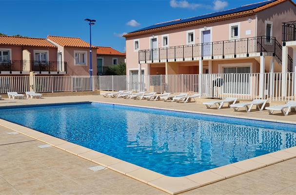 swimming pool residence la provence