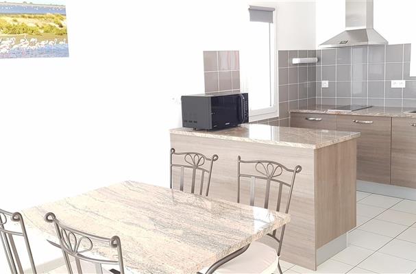 fully equiped kitchen