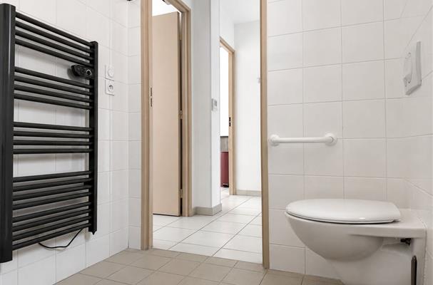 PMR fully accessible bathroom Residence La Provence